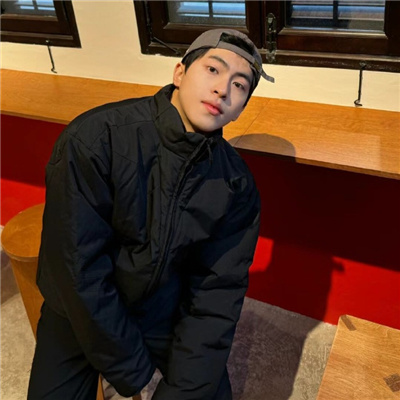 男头气质很成熟高清魅力 魅力男生一定要用的男头