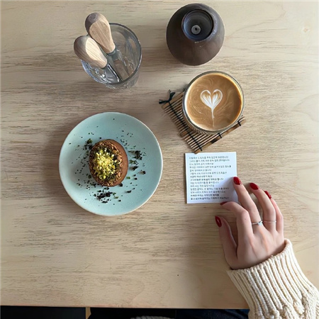 能上热门高级好看的配图 精美且干净的配图大全