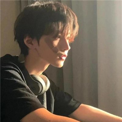 很有吸引力的男头一眼爱上 会让女生一眼心动的男头