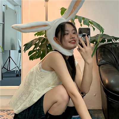 清纯女大舒心的温柔女头 普通的一切被记录下来时就是特别